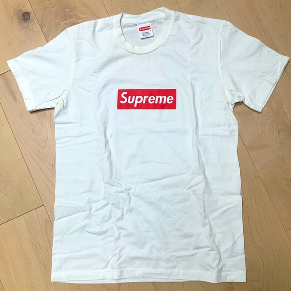 Supreme | Shirts | Supreme White Tshirt 